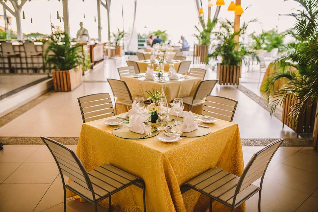 Hotel Montana Pétionville 레스토랑 사진